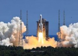 国产丝袜制服在线